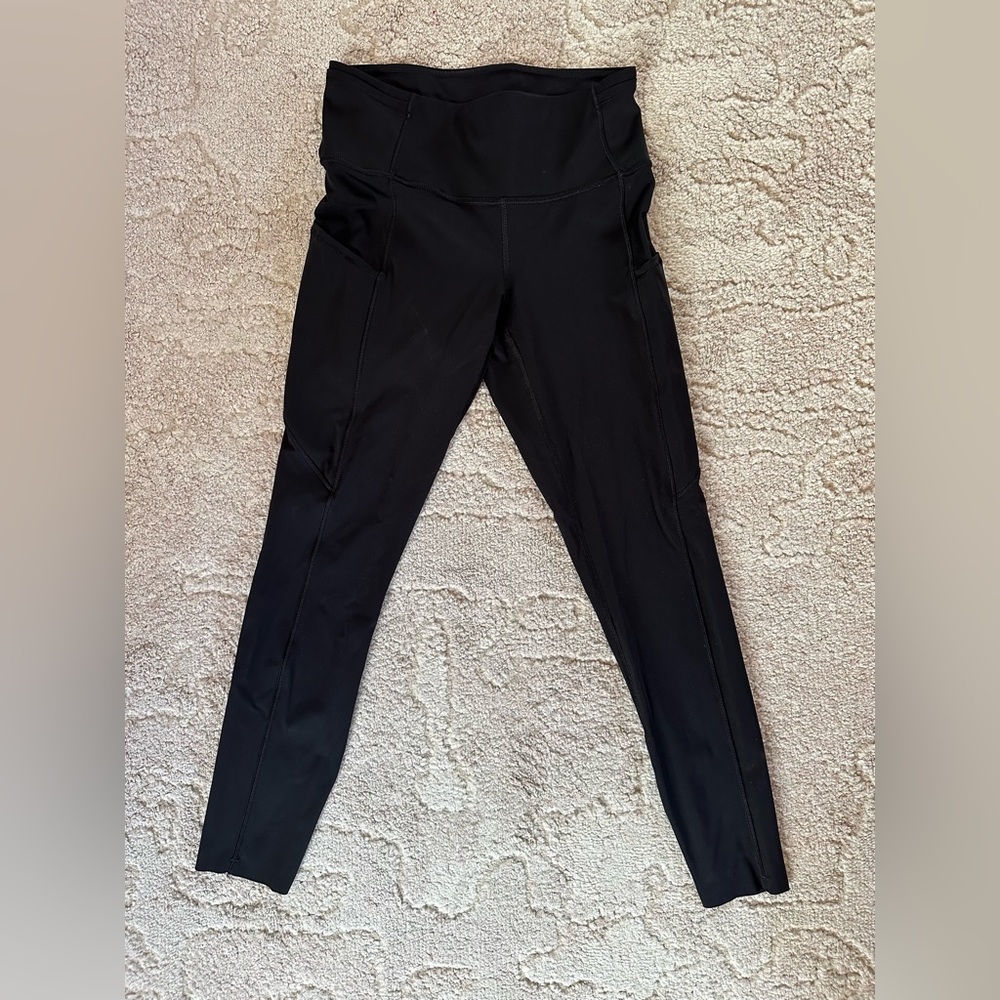 Black Lululemon leggings with pockets size 6
